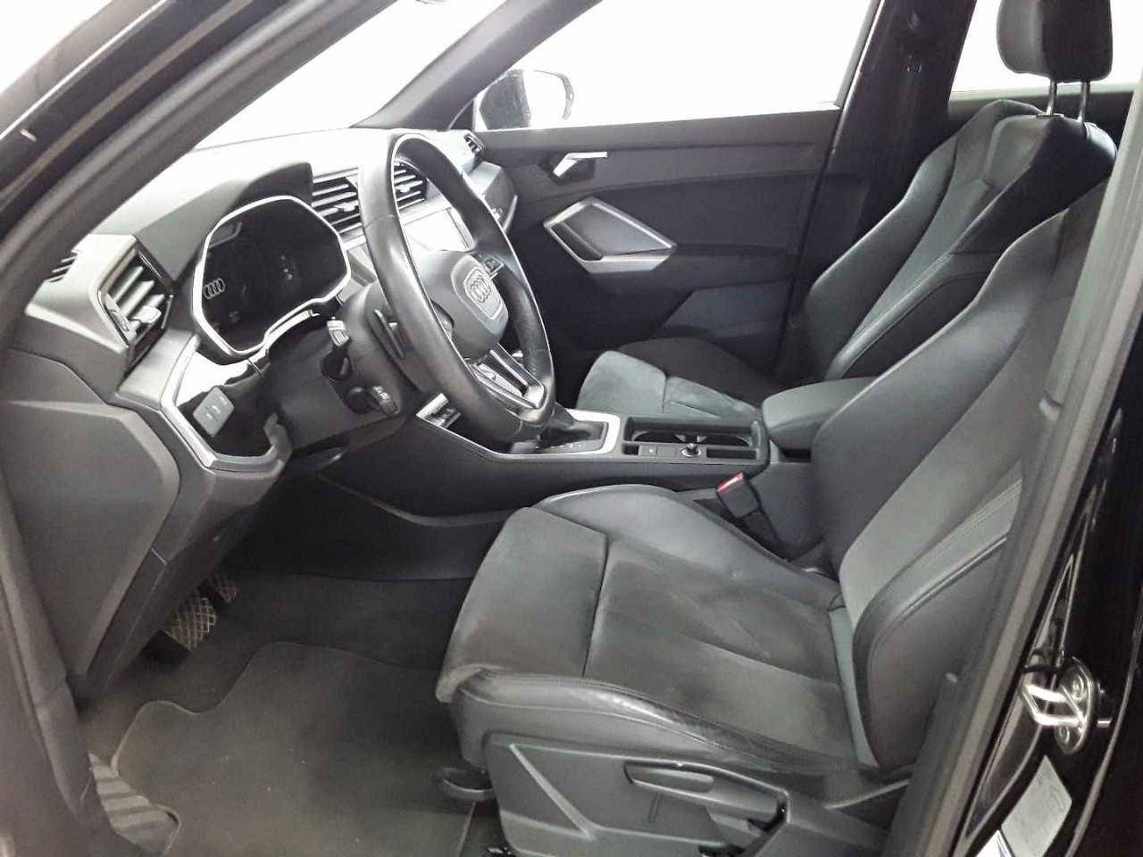 Audi Q3 45 TFSIe S tronic 7