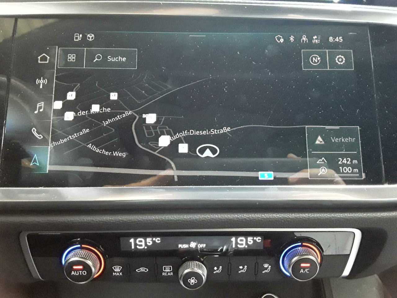 Audi Q3 45 TFSIe S tronic 12