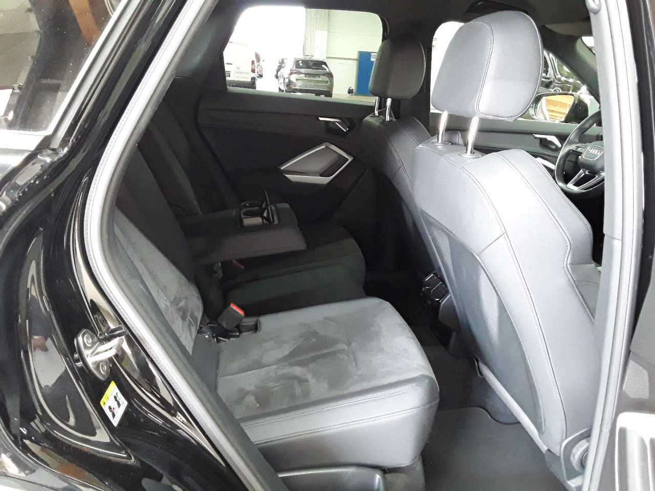 Audi Q3 45 TFSIe S tronic 14