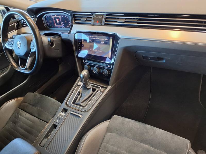 Vw Passat Variant 1.4 TSI Plug-In-Hybrid DSG GTE 9