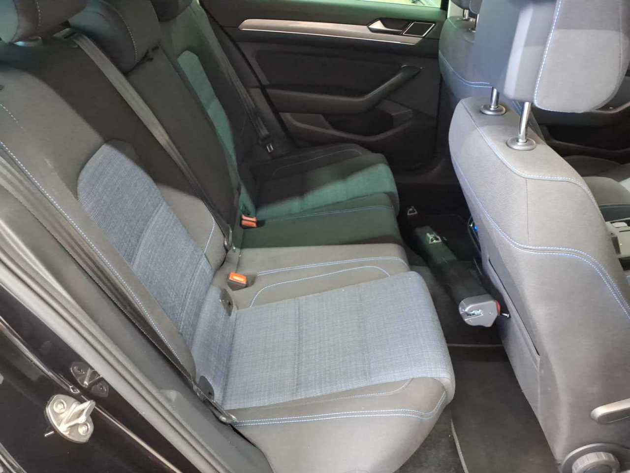 Vw Passat Variant 1.4 TSI Plug-In-Hybrid DSG GTE 14