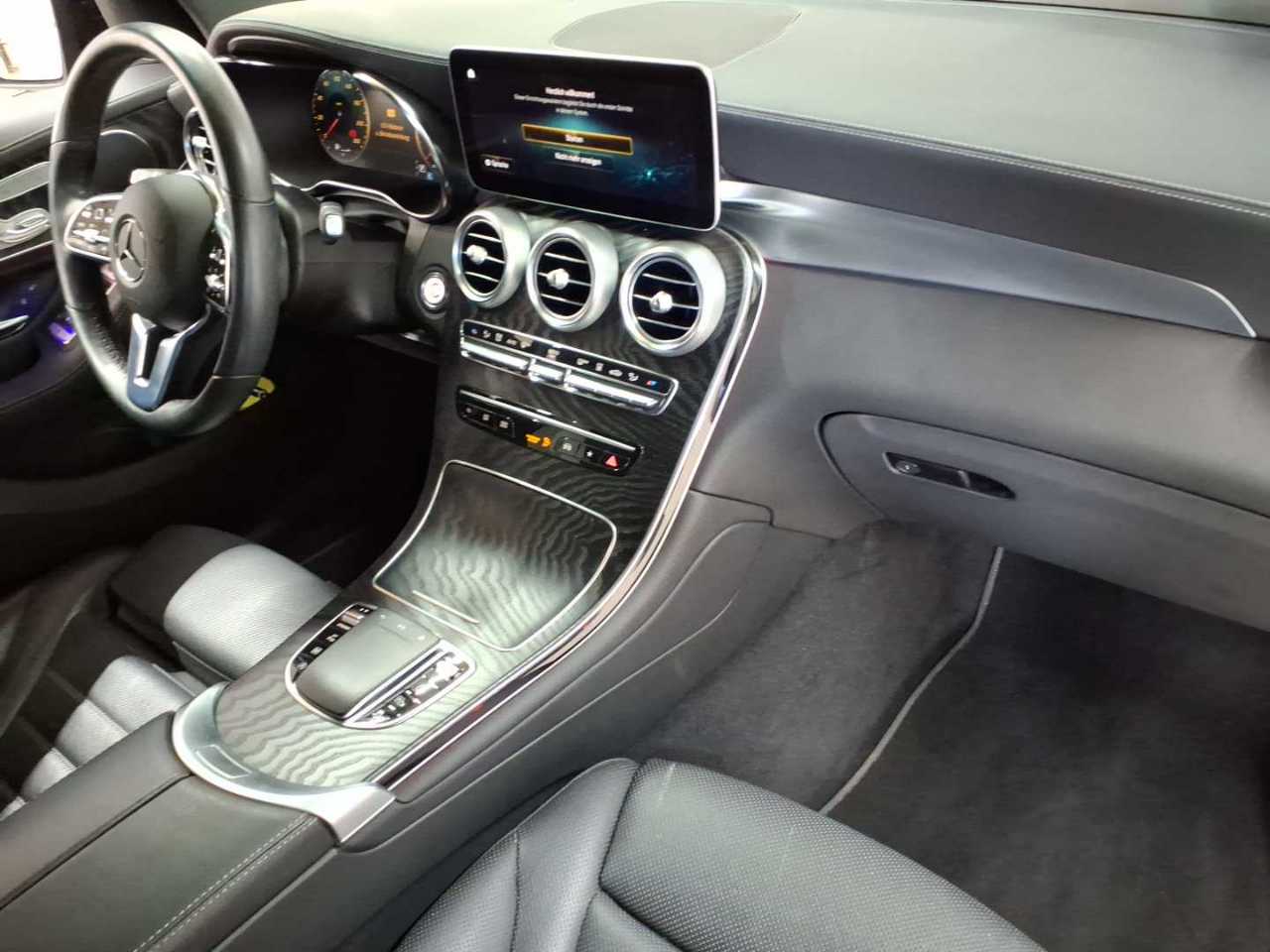 Mercedes-Benz GLC-Coupe 220 d 4Matic 9G-TRONIC AMG Line 9