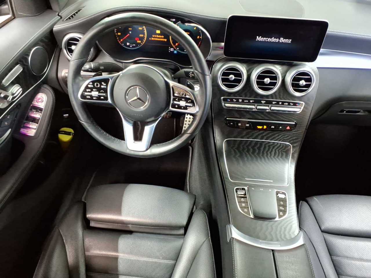 Mercedes-Benz GLC-Coupe 220 d 4Matic 9G-TRONIC AMG Line 10