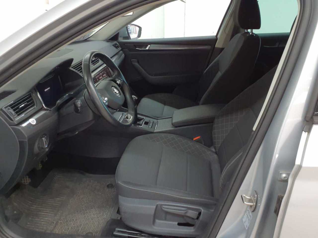 Skoda Superb Combi 2.0 TDI Active 7