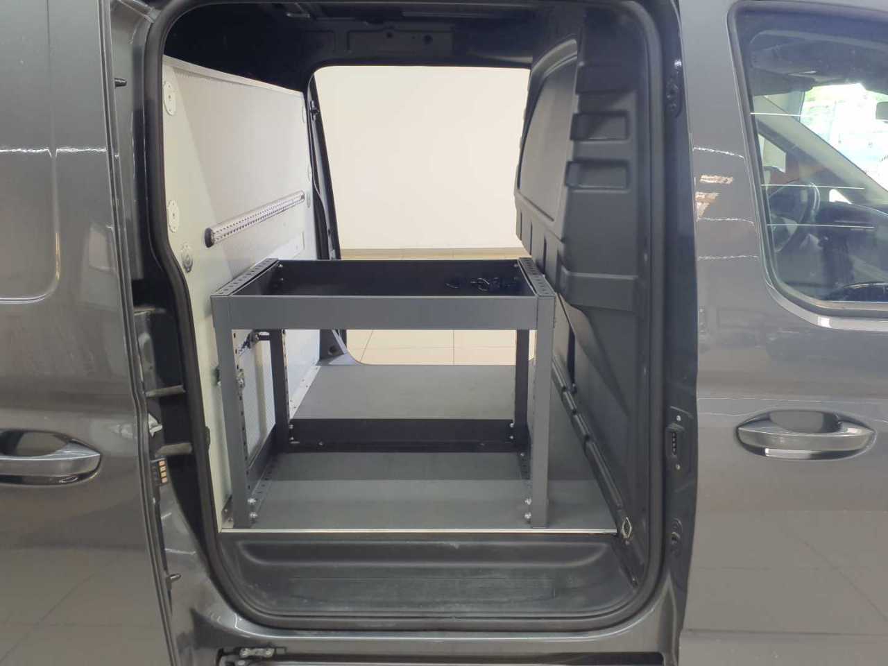 Vw Caddy Cargo 2.0 TDI BMT Maxi 8