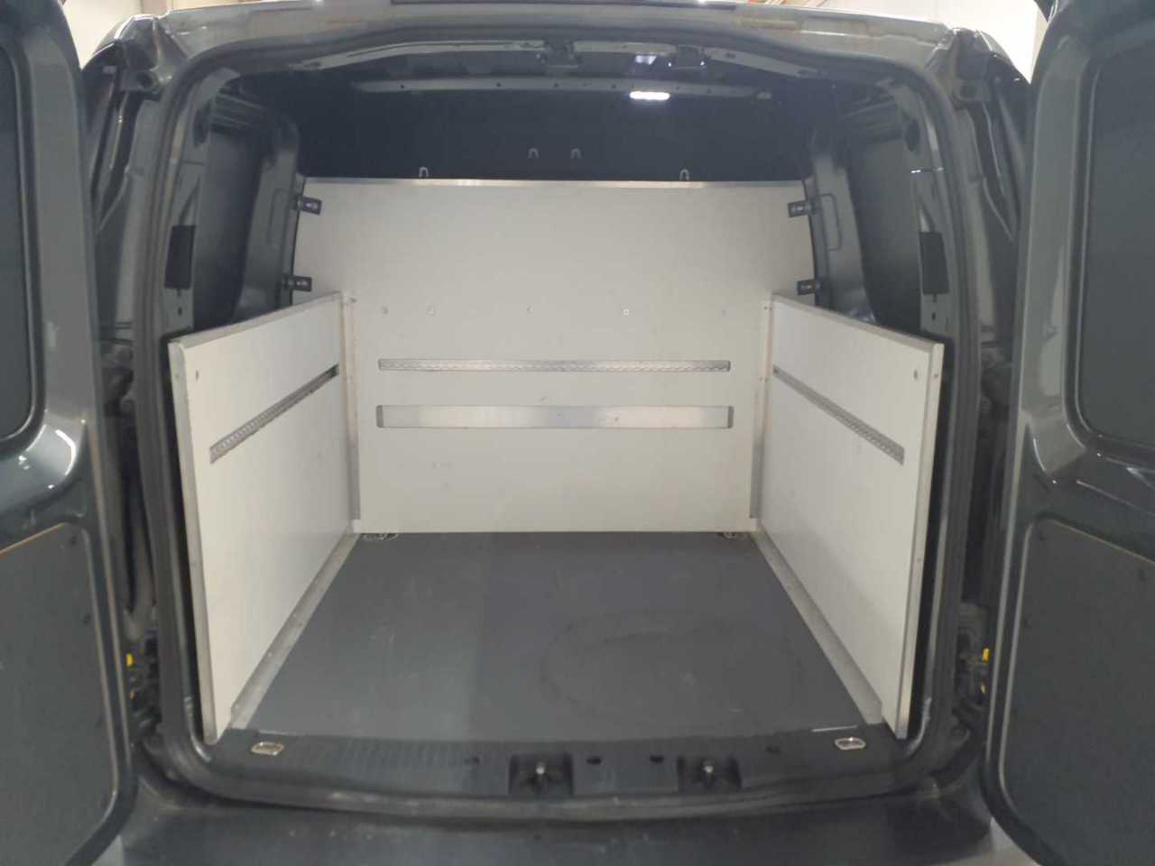 Vw Caddy Cargo 2.0 TDI BMT Maxi 10