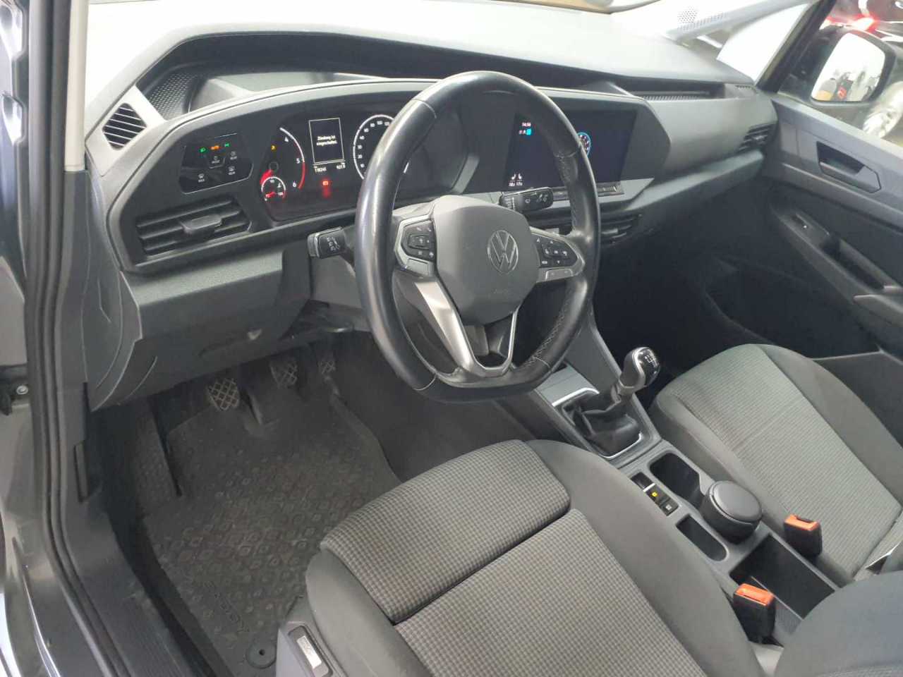 Vw Caddy Cargo 2.0 TDI BMT Maxi 11