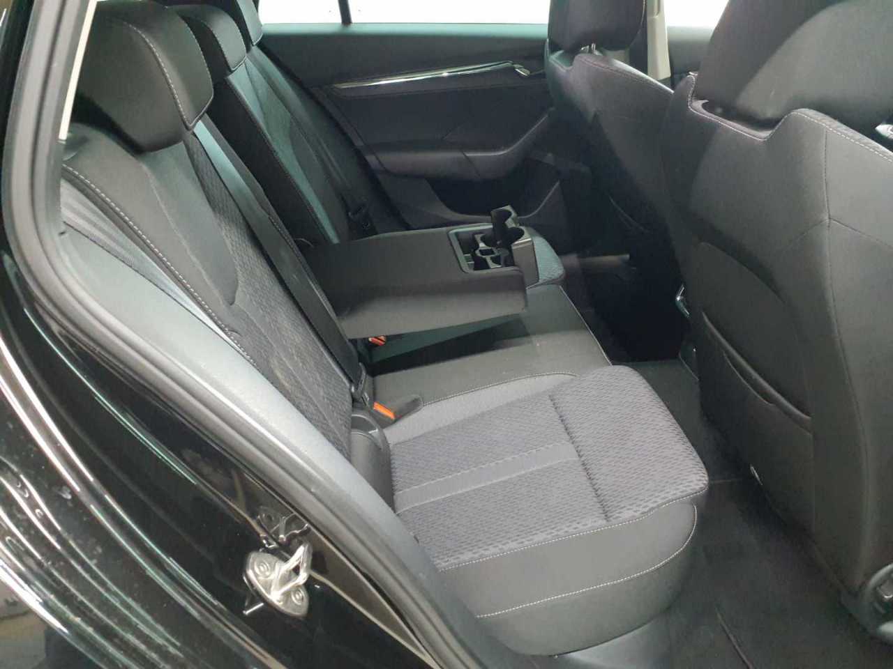 Skoda Octavia Combi 1.0 TSI e-TEC DSG Style 14