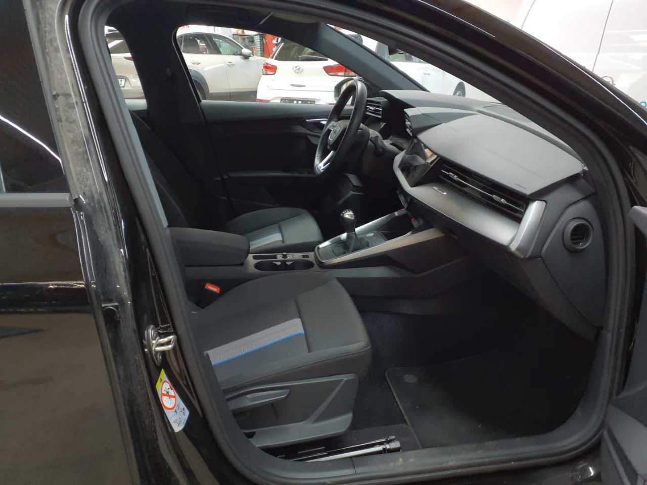 Audi A3 30 TFSI Sportback 8