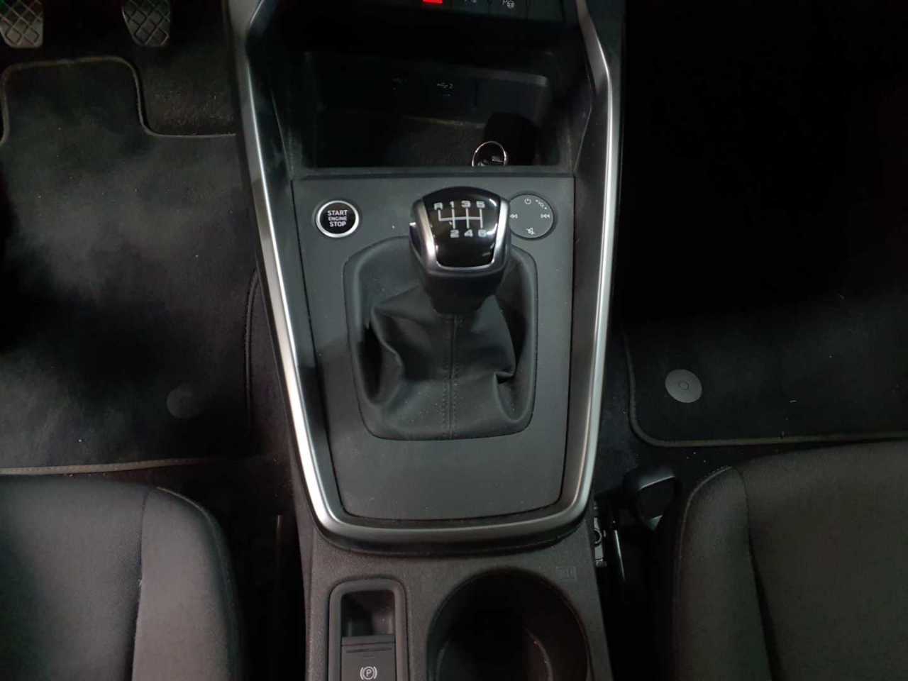 Audi A3 30 TFSI Sportback 10