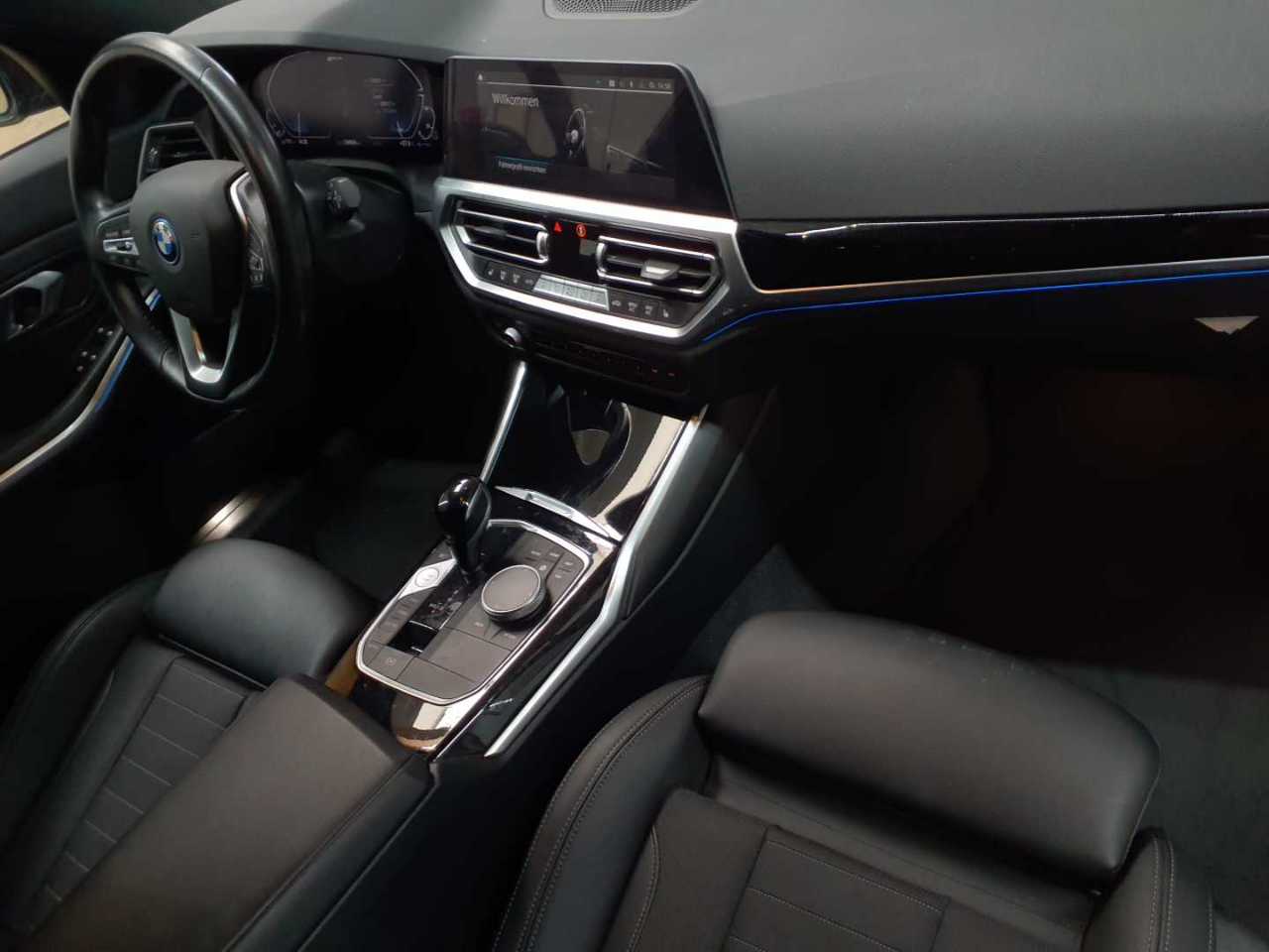 Bmw 320e Touring Aut. Sport Line 9