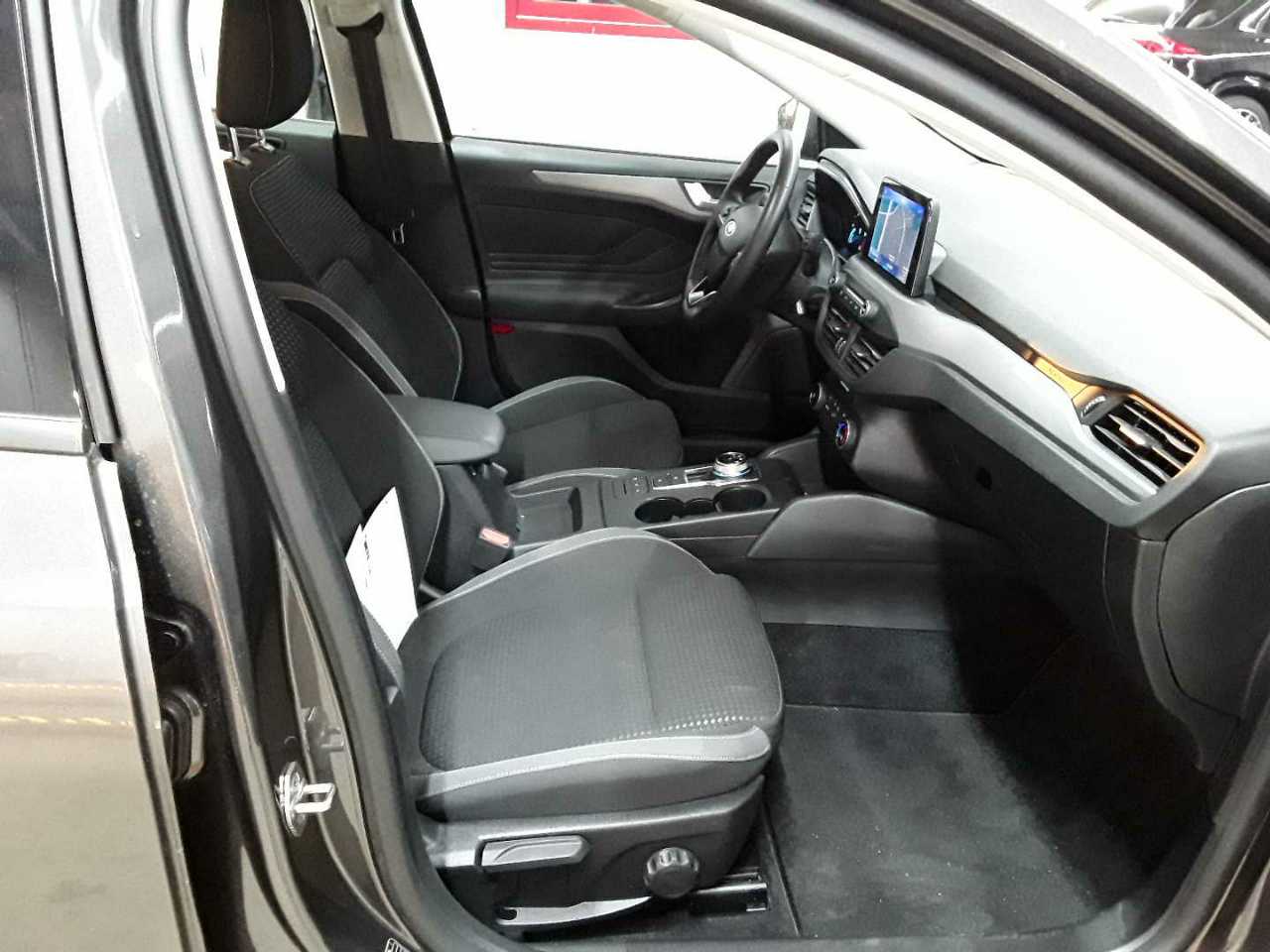 Ford Focus Turnier 1.5 EcoBlue Start-Stopp-System Aut. COOL&CONNECT 8