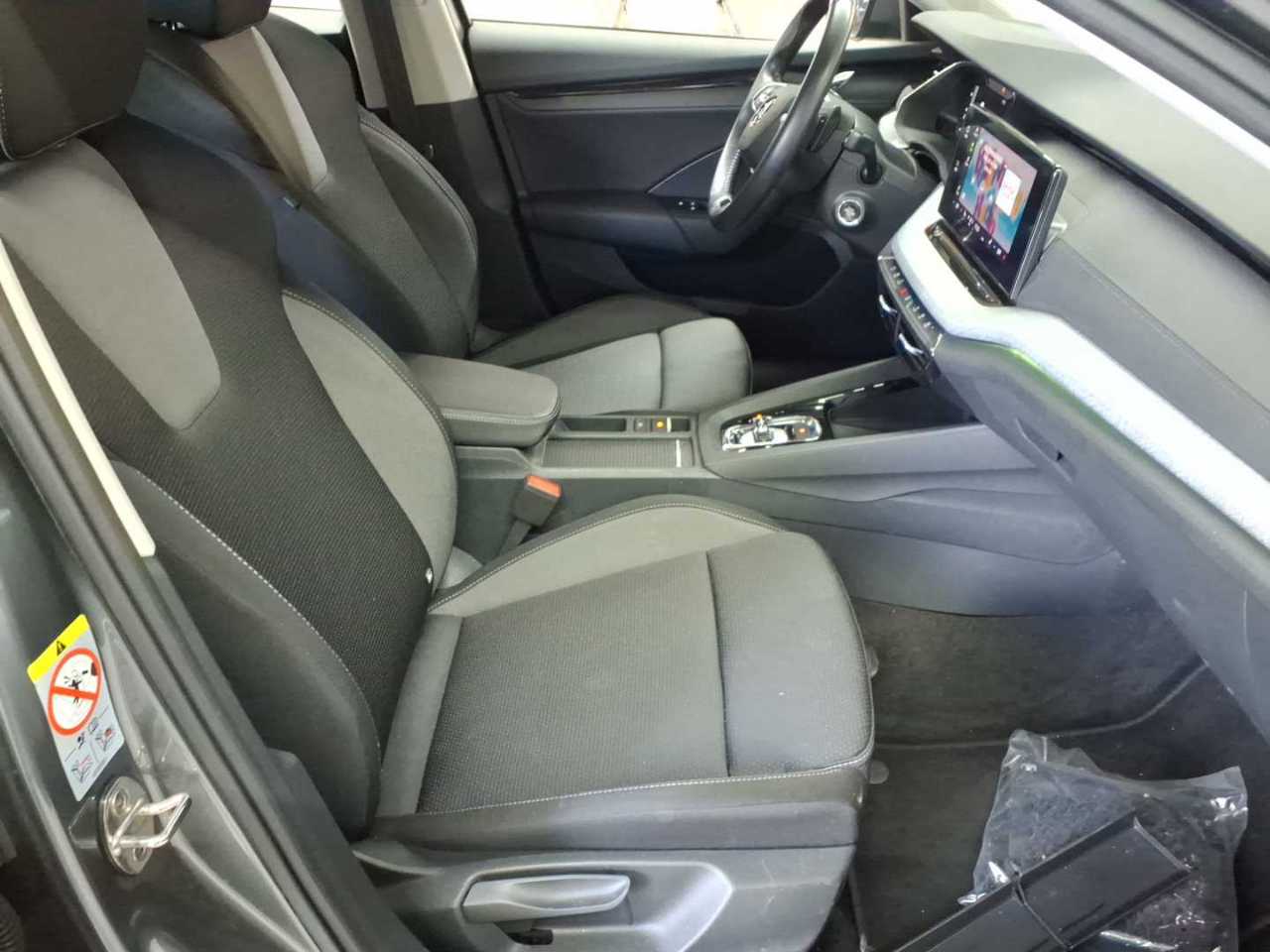 Skoda Octavia Combi 2.0 TDI DSG Tour 8