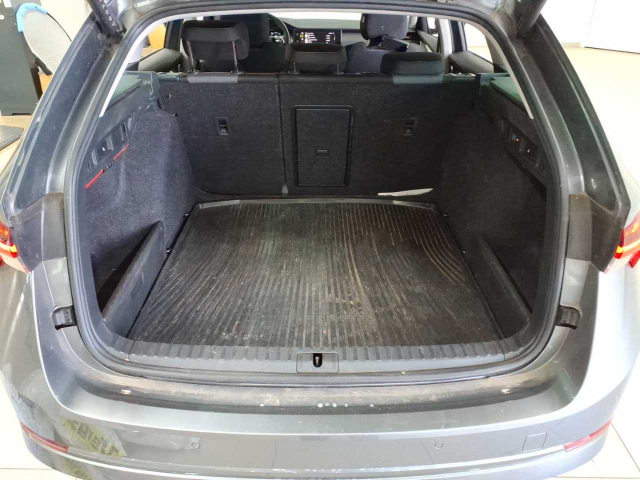 Skoda Octavia Combi 2.0 TDI DSG Tour 15
