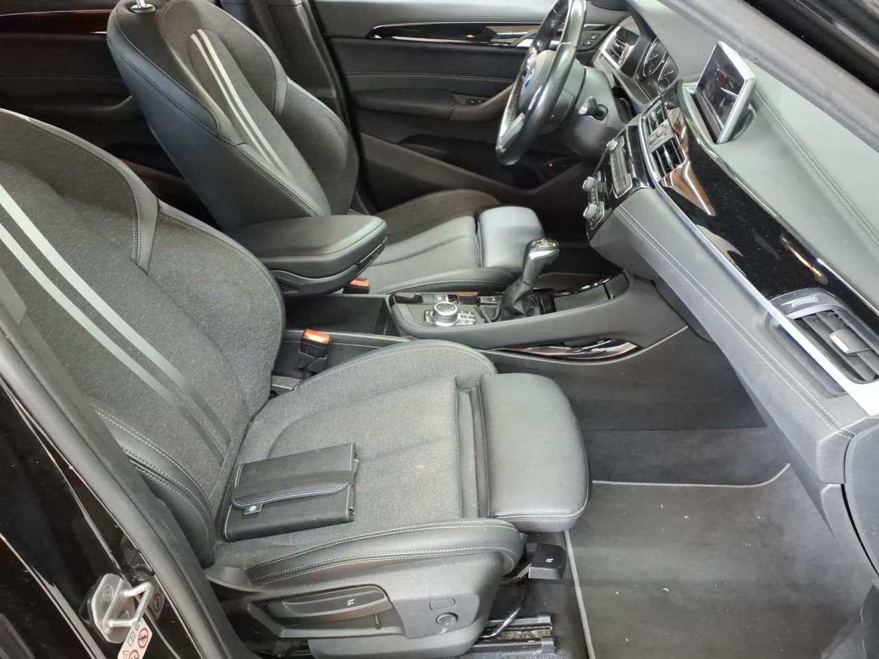 Bmw X1 xDrive25e Sport Line 8