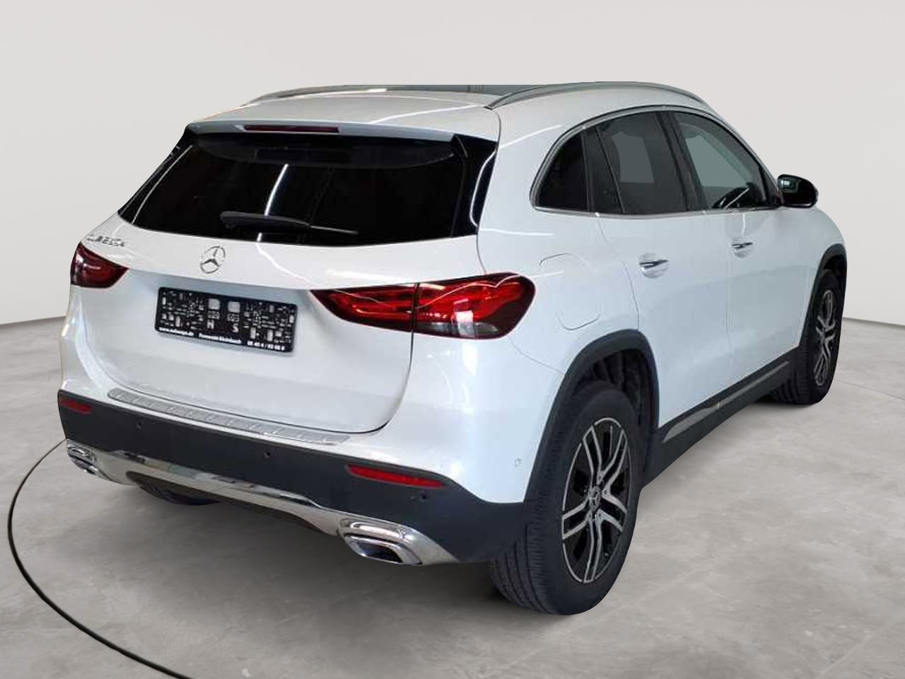 Mercedes-Benz GLA 250 e 8G-DCT Progressive 4