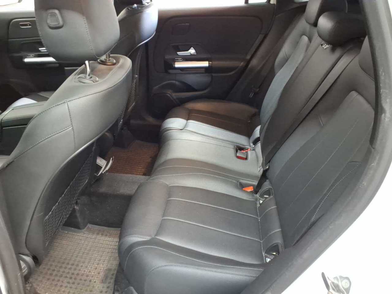 Mercedes-Benz GLA 250 e 8G-DCT Progressive 13