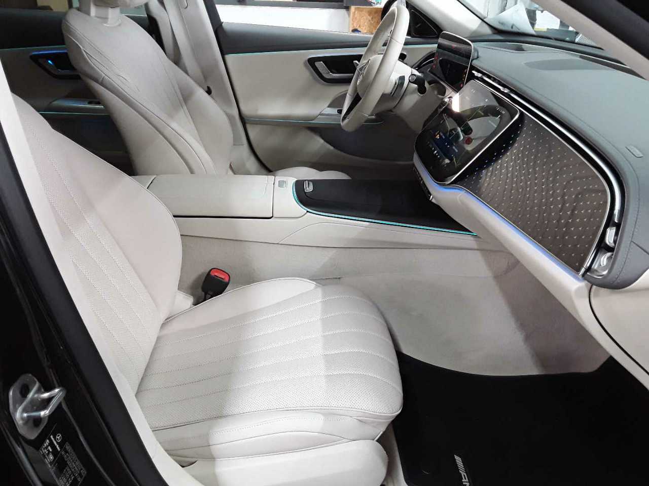 Mercedes-Benz E 300de 4Matic 9G-TRONIC 8