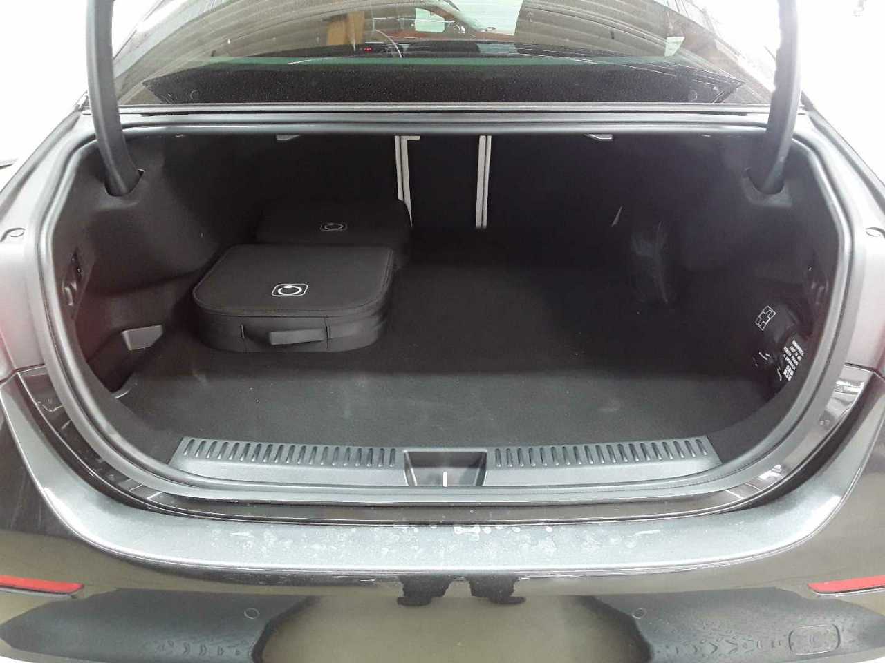Mercedes-Benz E 300de 4Matic 9G-TRONIC 15
