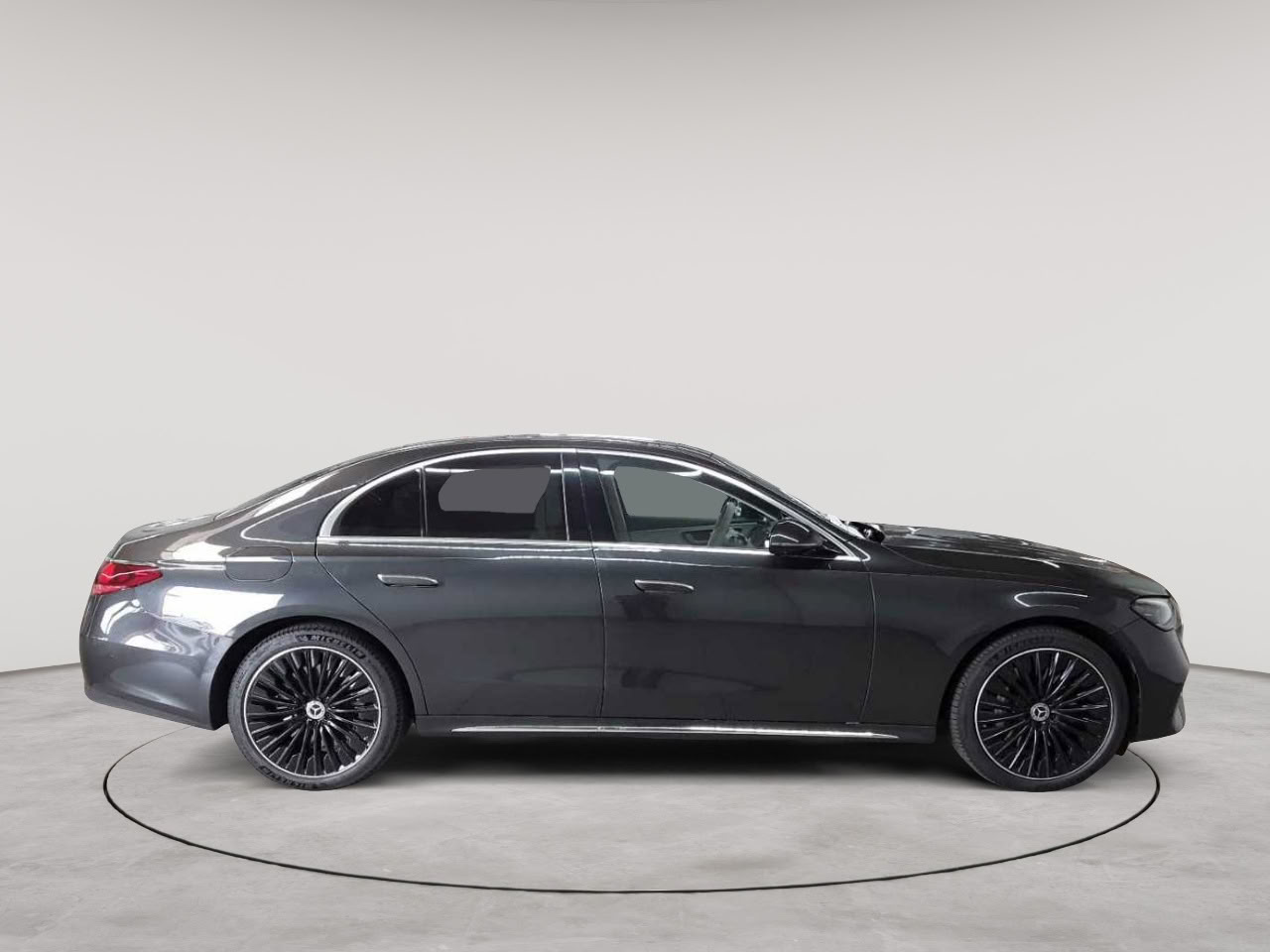 Mercedes-Benz E 300de 4Matic 9G-TRONIC 3