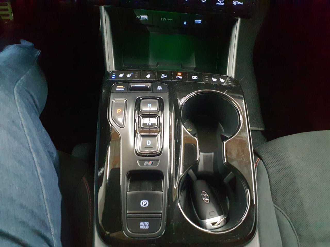 Hyundai TUCSON 1.6 T-GDi Plug-in-Hybrid 4WD N Line 10