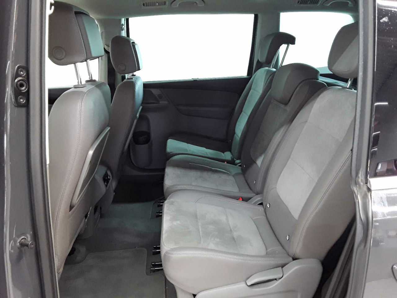 Vw Sharan 1.4 TSI Highline 13