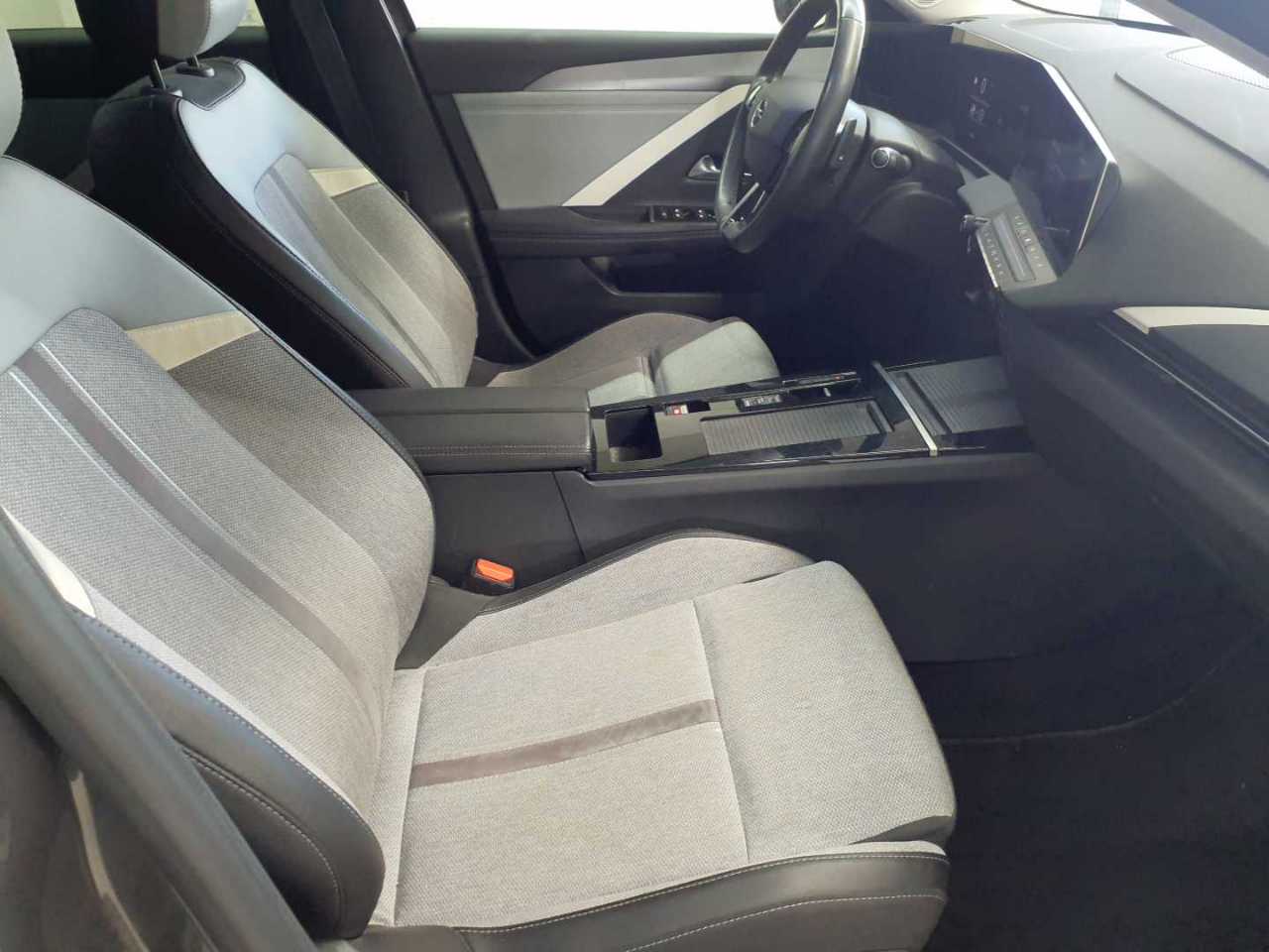 Opel Astra Sports Tourer 1.5 D Automatik Business Elegance 8