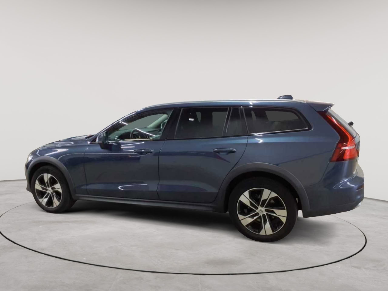 Volvo V60 Cross Country B4 D AWD Ultimate 6