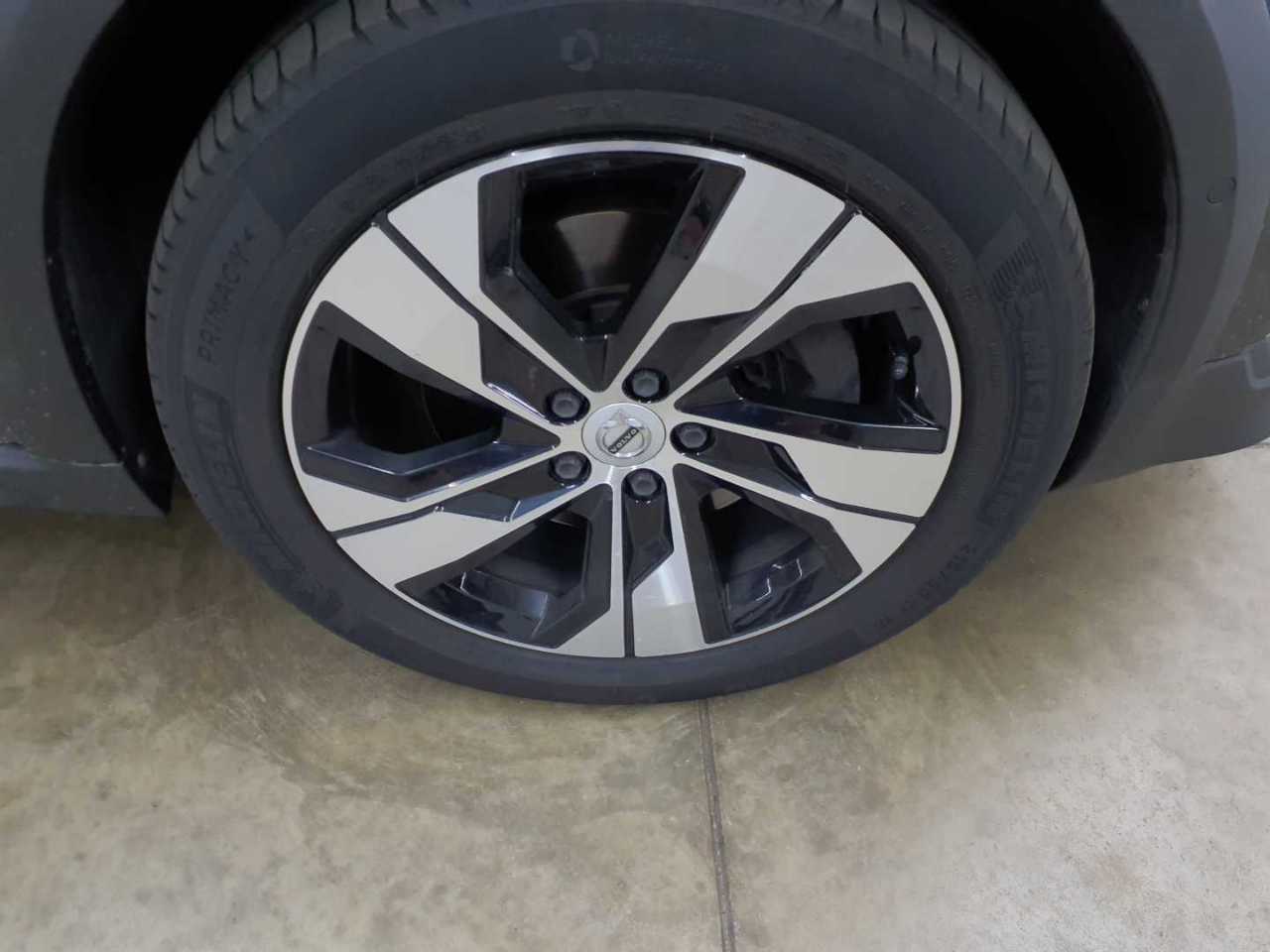 Volvo V60 Cross Country B4 D AWD Ultimate 16