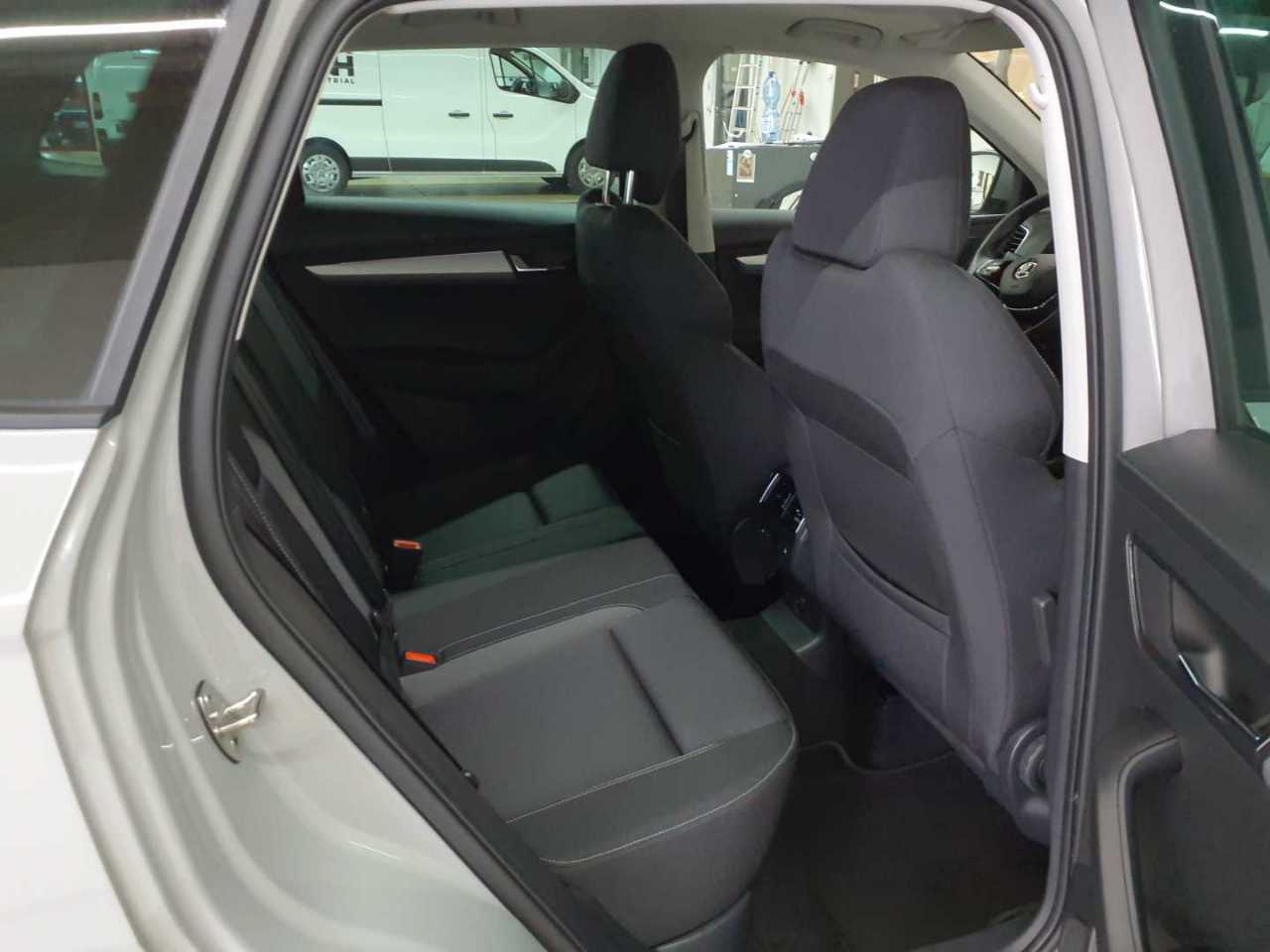 Skoda Karoq 2.0 TDI SCR DSG Tour 14
