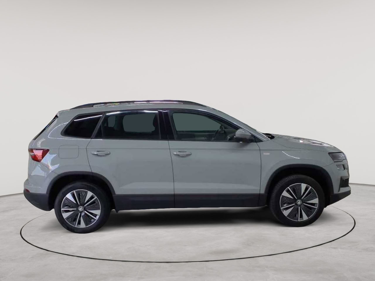 Skoda Karoq 2.0 TDI SCR DSG Tour 3