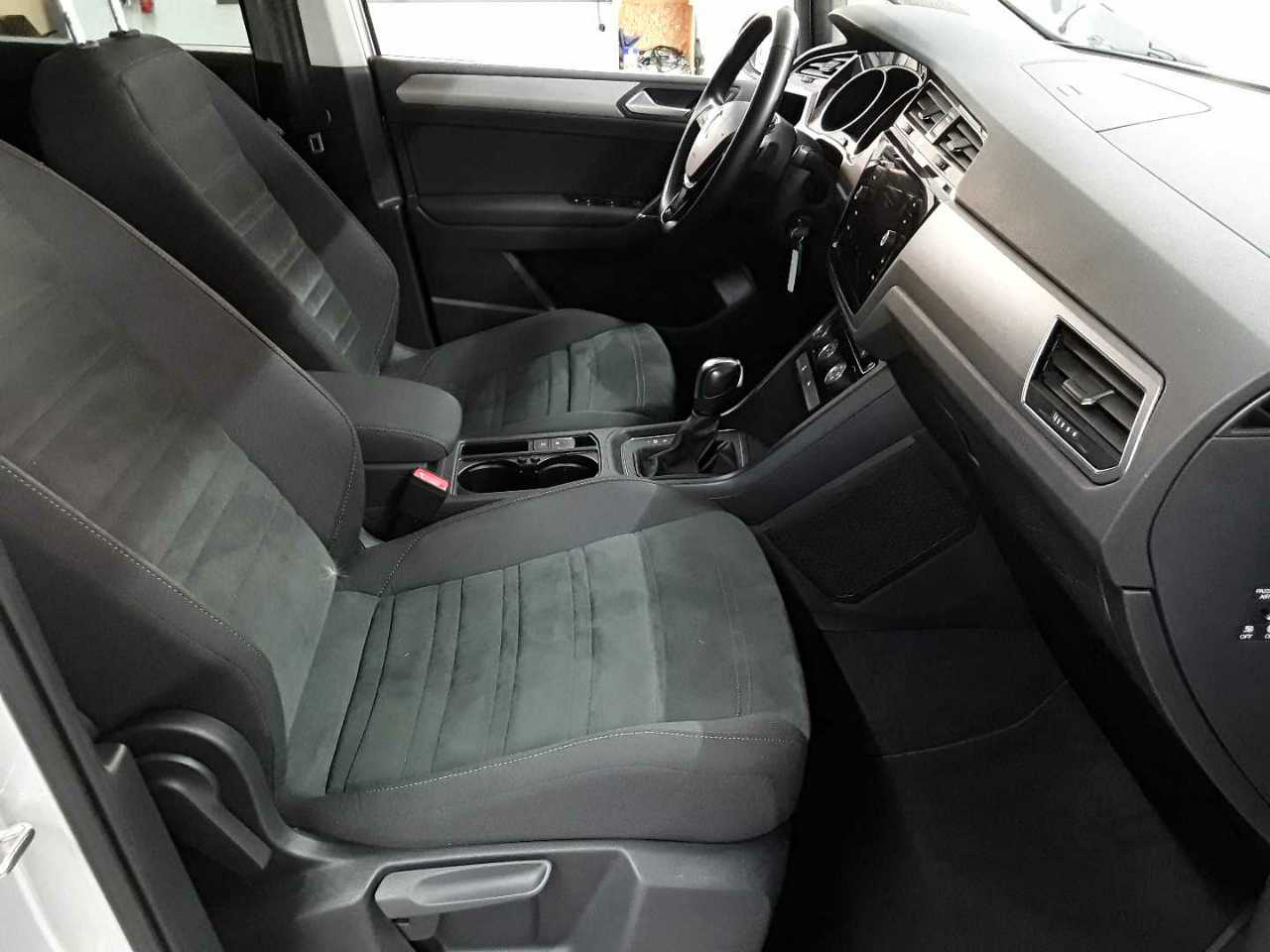 Vw Touran 2.0 TDI SCR DSG Comfortline 8