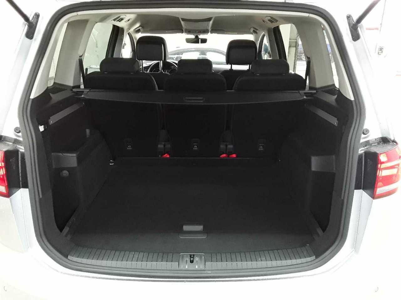 Vw Touran 2.0 TDI SCR DSG Comfortline 15