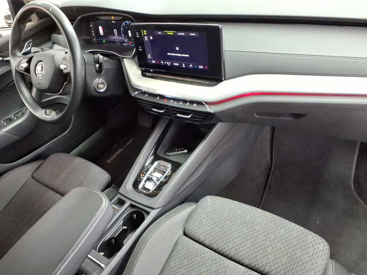 Skoda Octavia Combi 2.0 TDI DSG Ambition 9