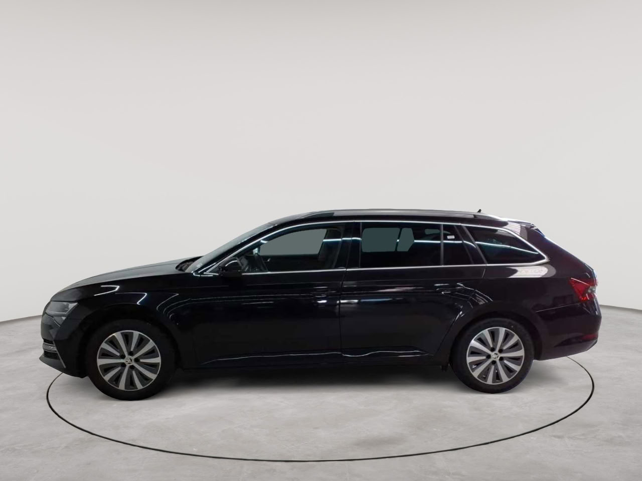Skoda Superb Combi 1.4 TSI iV DSG Style 6