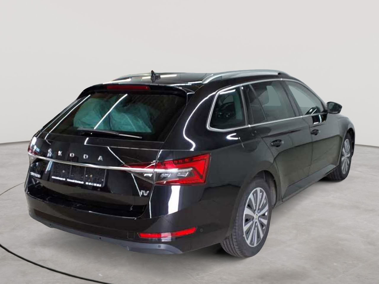 Skoda Superb Combi 1.4 TSI iV DSG Style 4