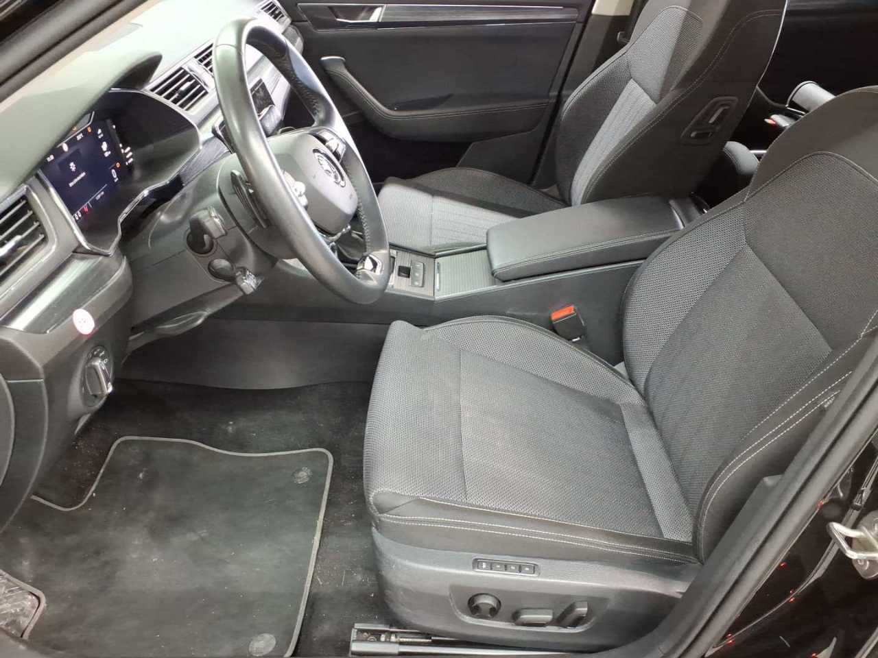 Skoda Superb Combi 1.4 TSI iV DSG Style 7