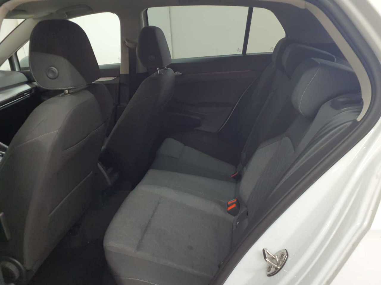 Vw Golf 1.5 eTSI OPF DSG Life 13