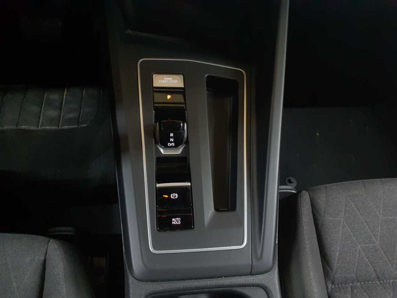 Vw Golf Variant 1.5 eTSI OPF DSG Life 10