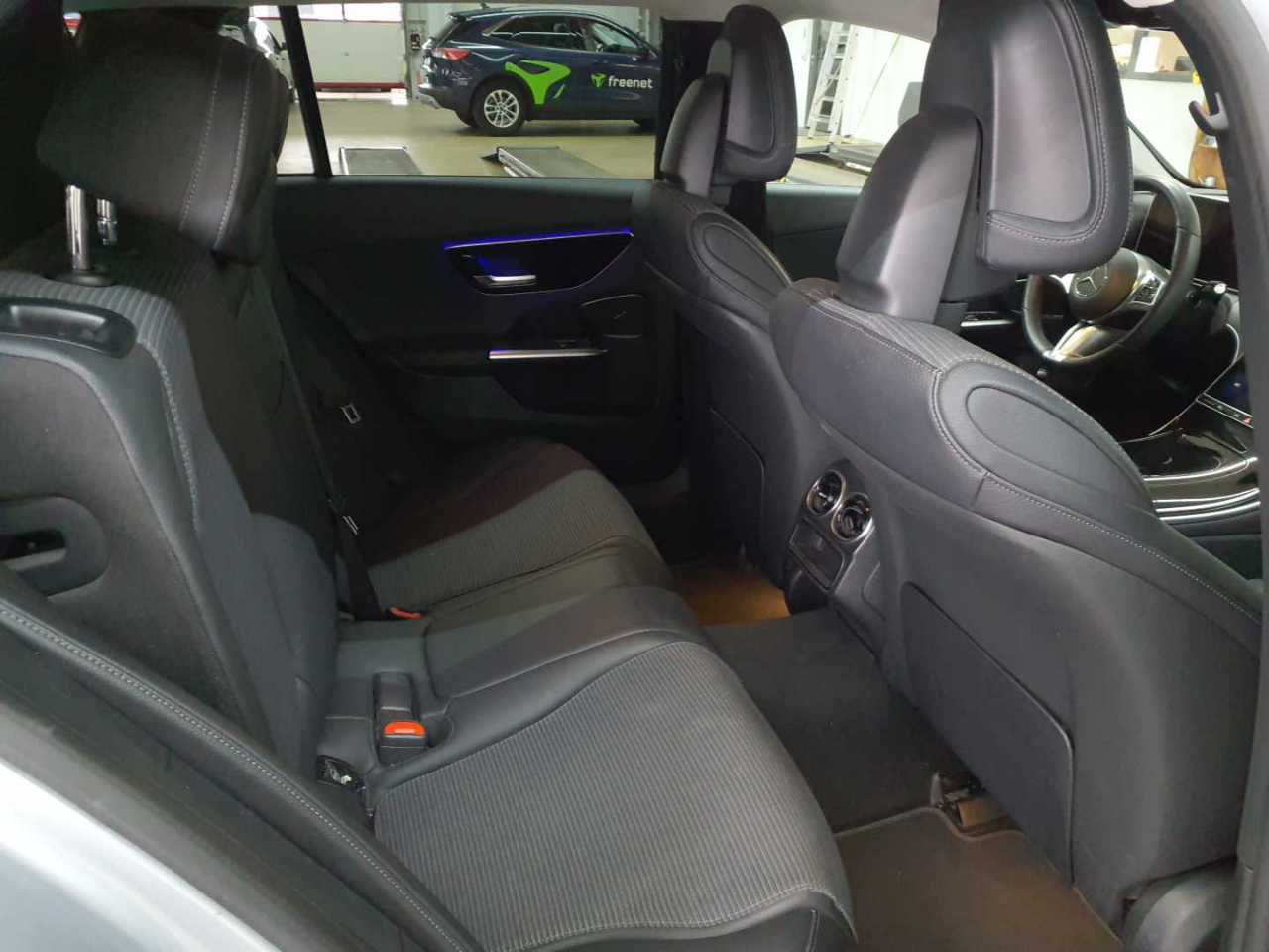 Mercedes-Benz C 200 d T 9G-TRONIC Avantgarde 14