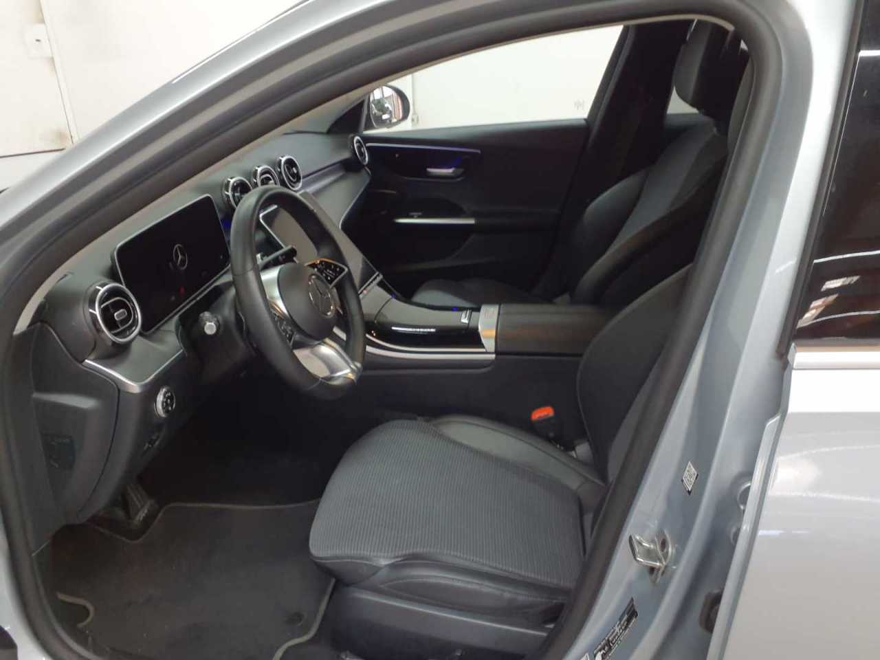 Mercedes-Benz C 200 d T 9G-TRONIC Avantgarde 7