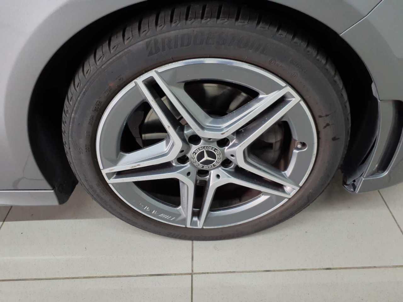 Mercedes-Benz A 220 d 8G-DCT AMG Line 16