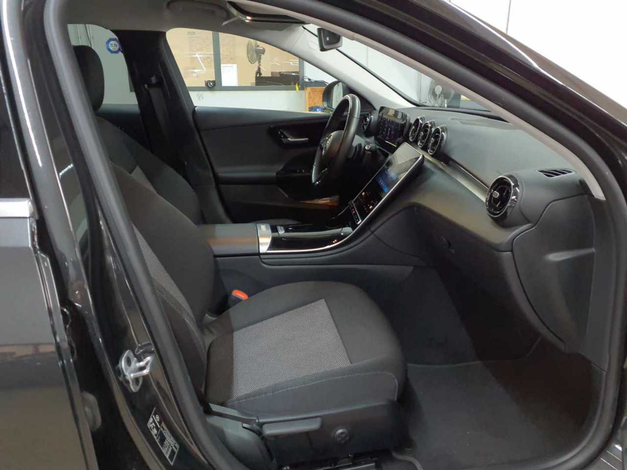 Mercedes-Benz C 200 d T 9G-TRONIC 8