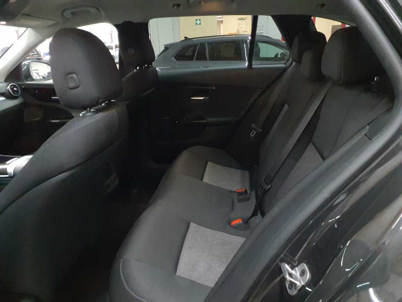 Mercedes-Benz C 200 d T 9G-TRONIC 13