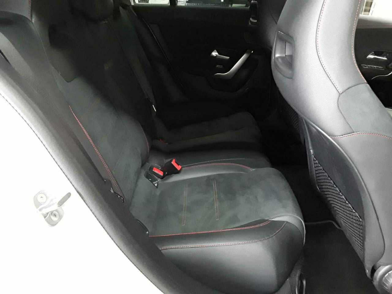 Mercedes-Benz CLA 220 d Shooting Brake 8G-DCT AMG Line 14