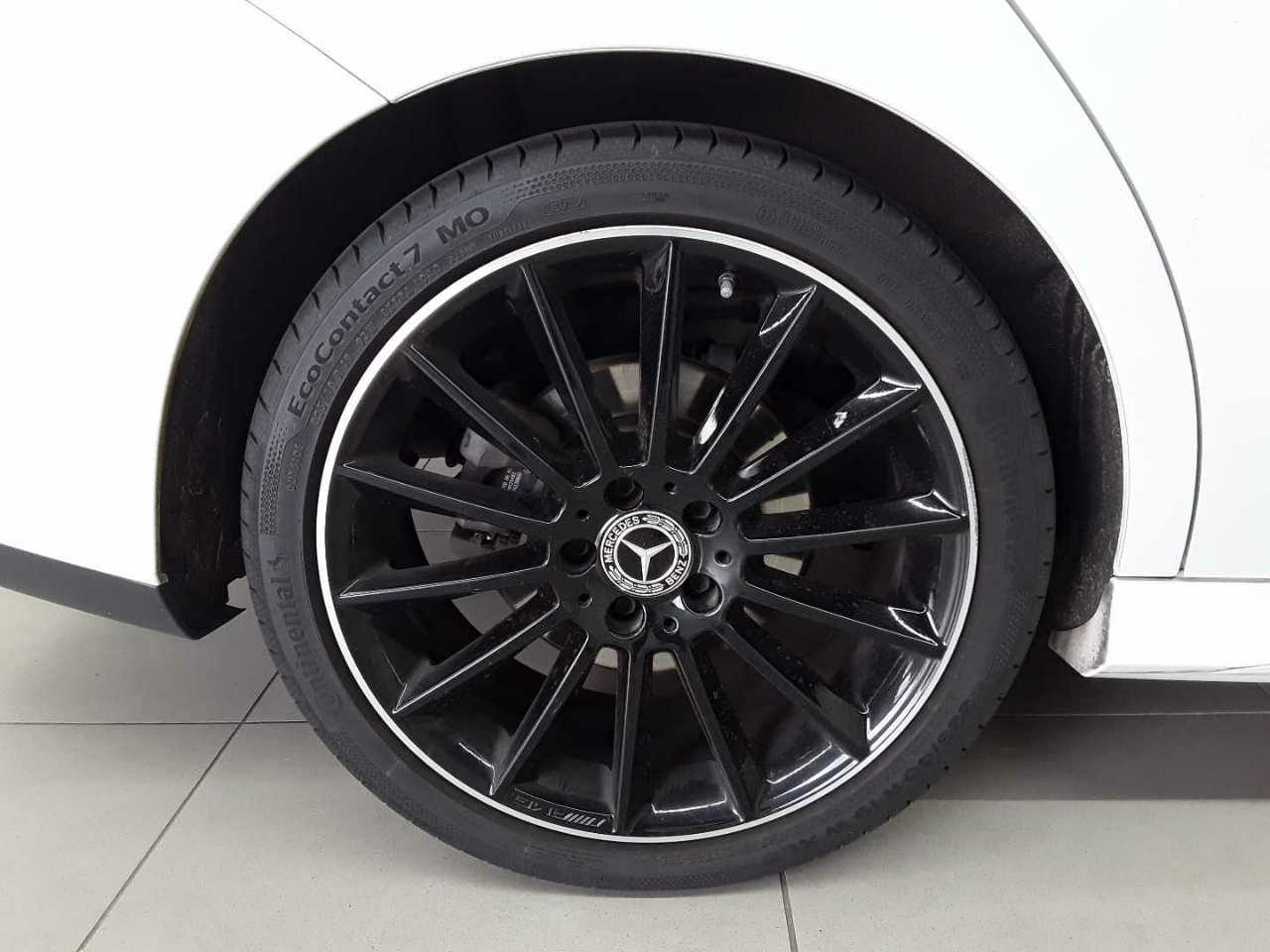 Mercedes-Benz CLA 220 d Shooting Brake 8G-DCT AMG Line 17