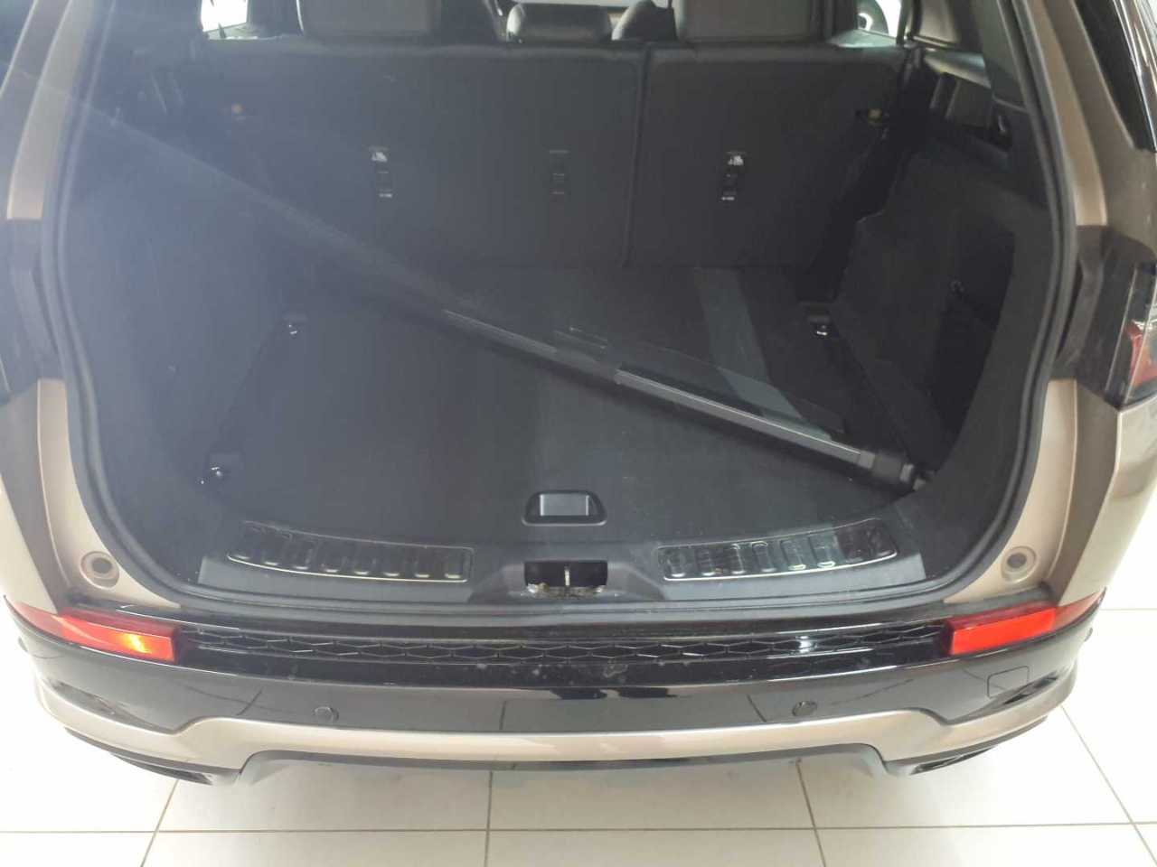 Land Rover Discovery Sport D165 R-Dynamic SE 15