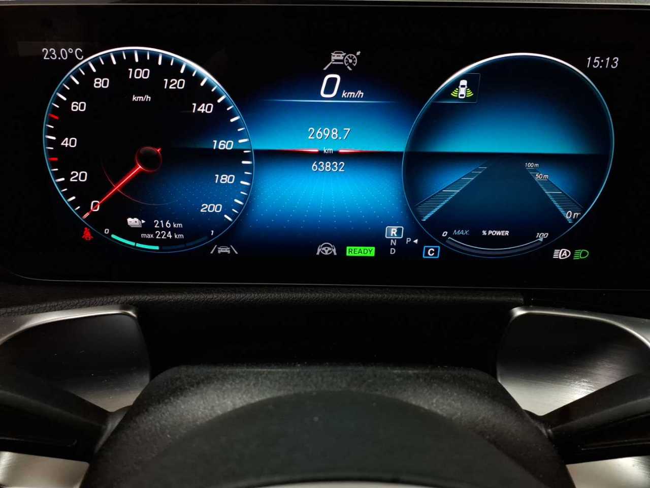 Mercedes-Benz EQB 250 Progressive 11