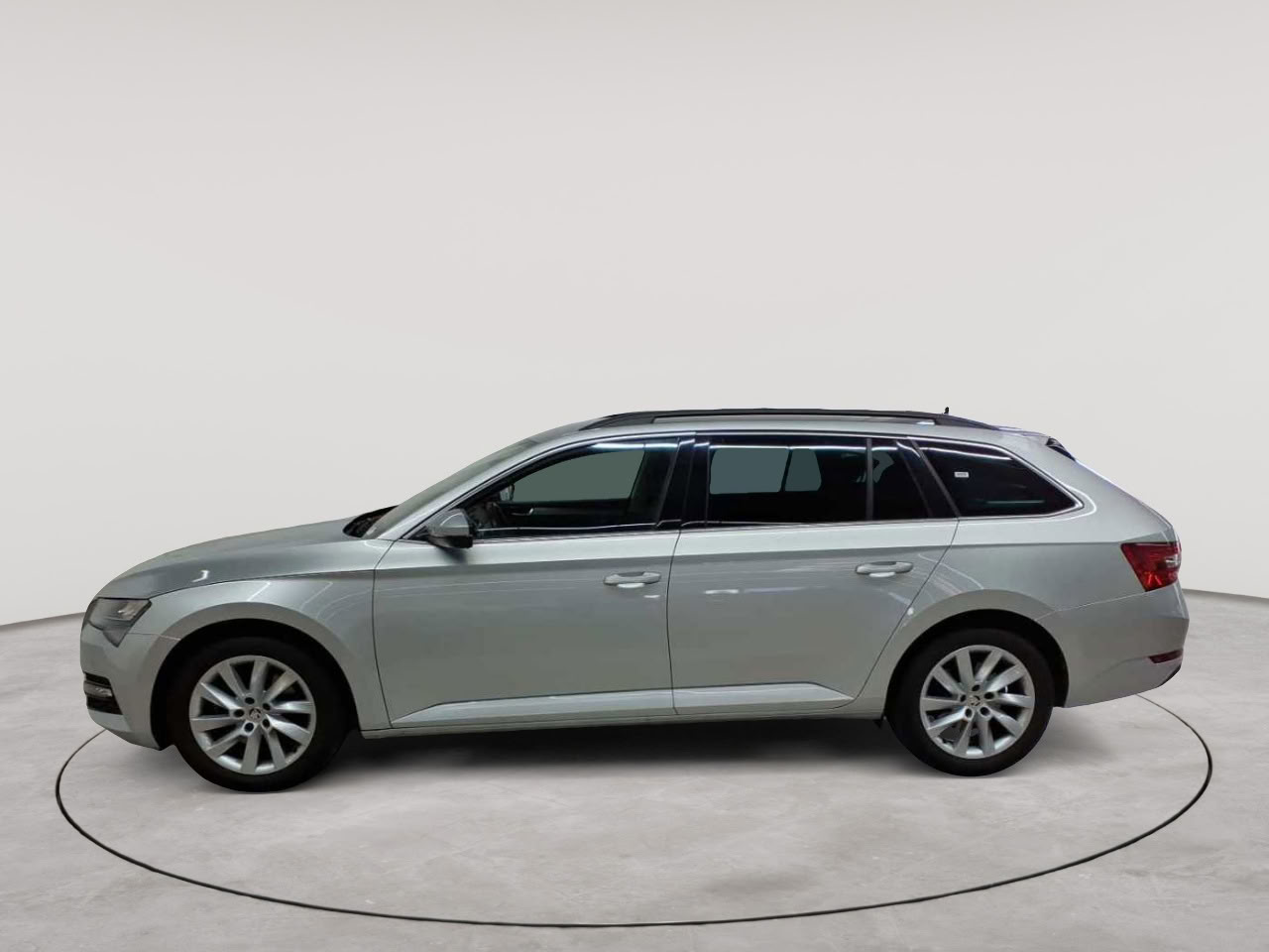 Skoda Superb Combi 2.0 TDI 4x4 DSG Ambition 6