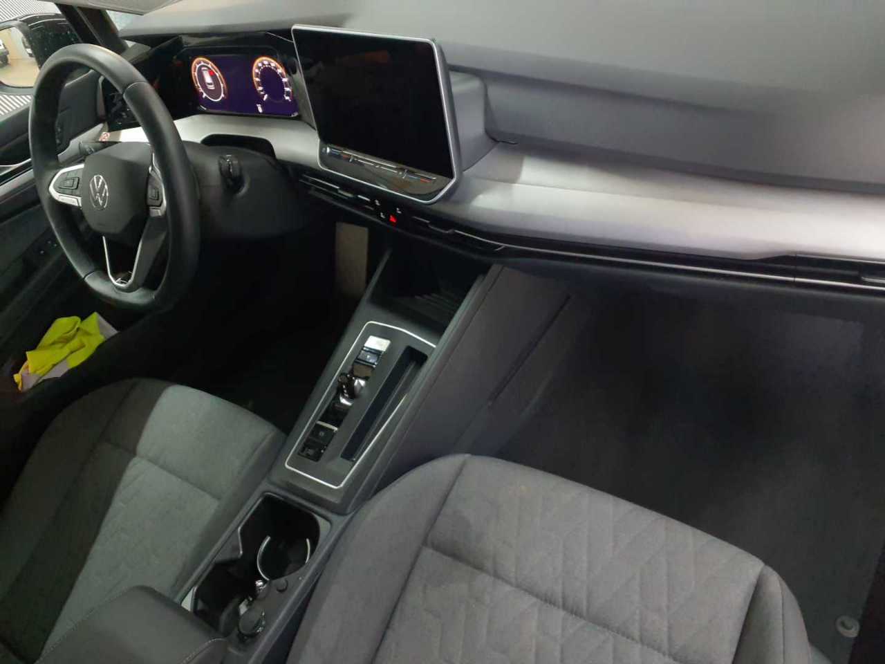 Vw Golf Variant 1.5 eTSI OPF DSG Life 9